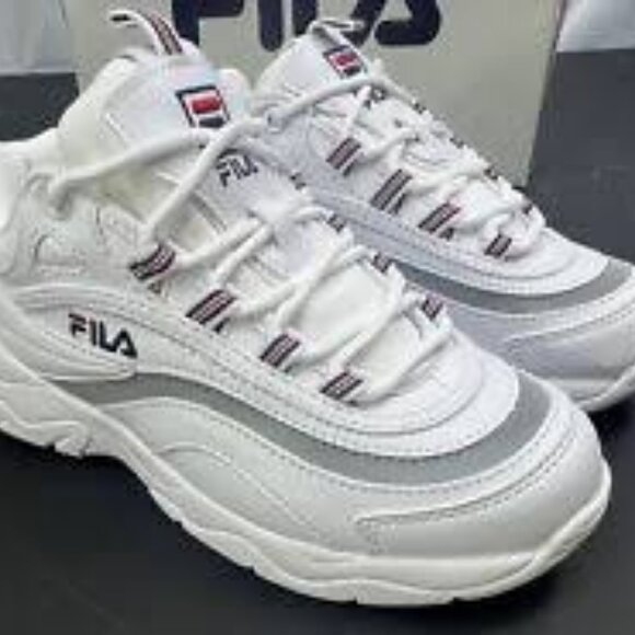 FILA 'RAY' training SNEAKER SZ 6M EUC NO ODORS - Picture 1 of 2
